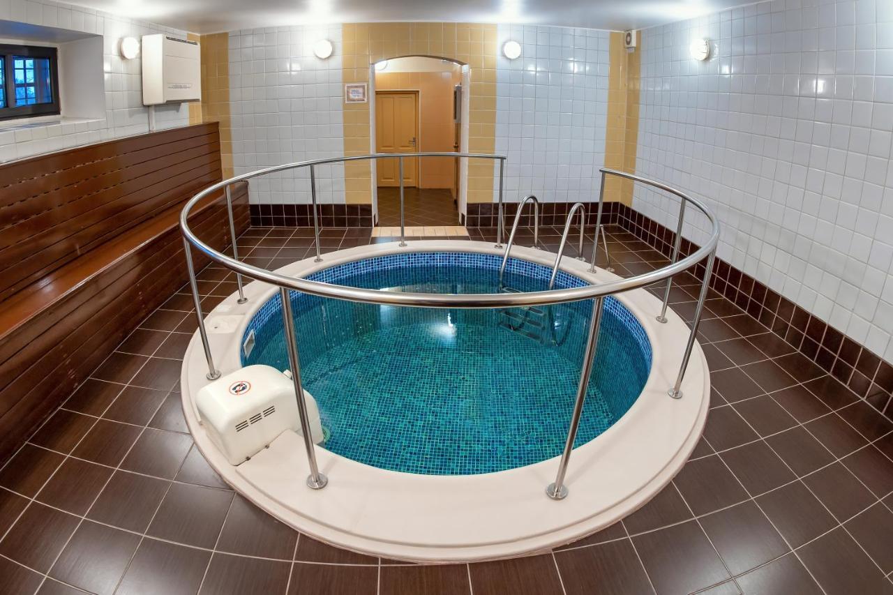 Slokenbekas Muiza Hotel Milzkalne Bagian luar foto